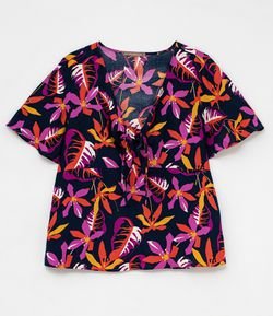 Blusa Floral com Laço Curve & Plus Size