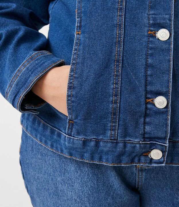 Jaqueta em Jeans com Elastano Curve & Plus Size Azul 6