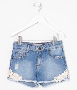 Short Infantil em Jeans Detalhe de Renda - Tam 5 a 14 anos