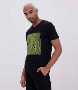 Camiseta Slim Estampa Geométrica Neon 