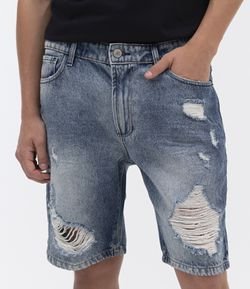 Bermuda Slim em Jeans com Rasgos 