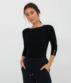 Blusa Lisa em Tricô Manga 3/4 com Botões 