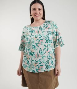 Blusa Floral com Babados Curve & Plus Size