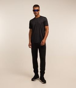 Calça Esportiva com Faixa Laterais e Zíper na Barra