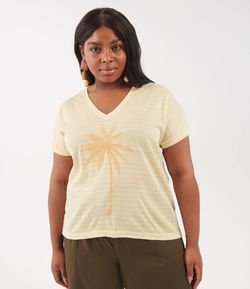 Blusa Sustentável com Bordado Curve & Plus Size