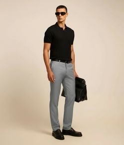 Calça Social Slim em Poliviscose com Bolsos