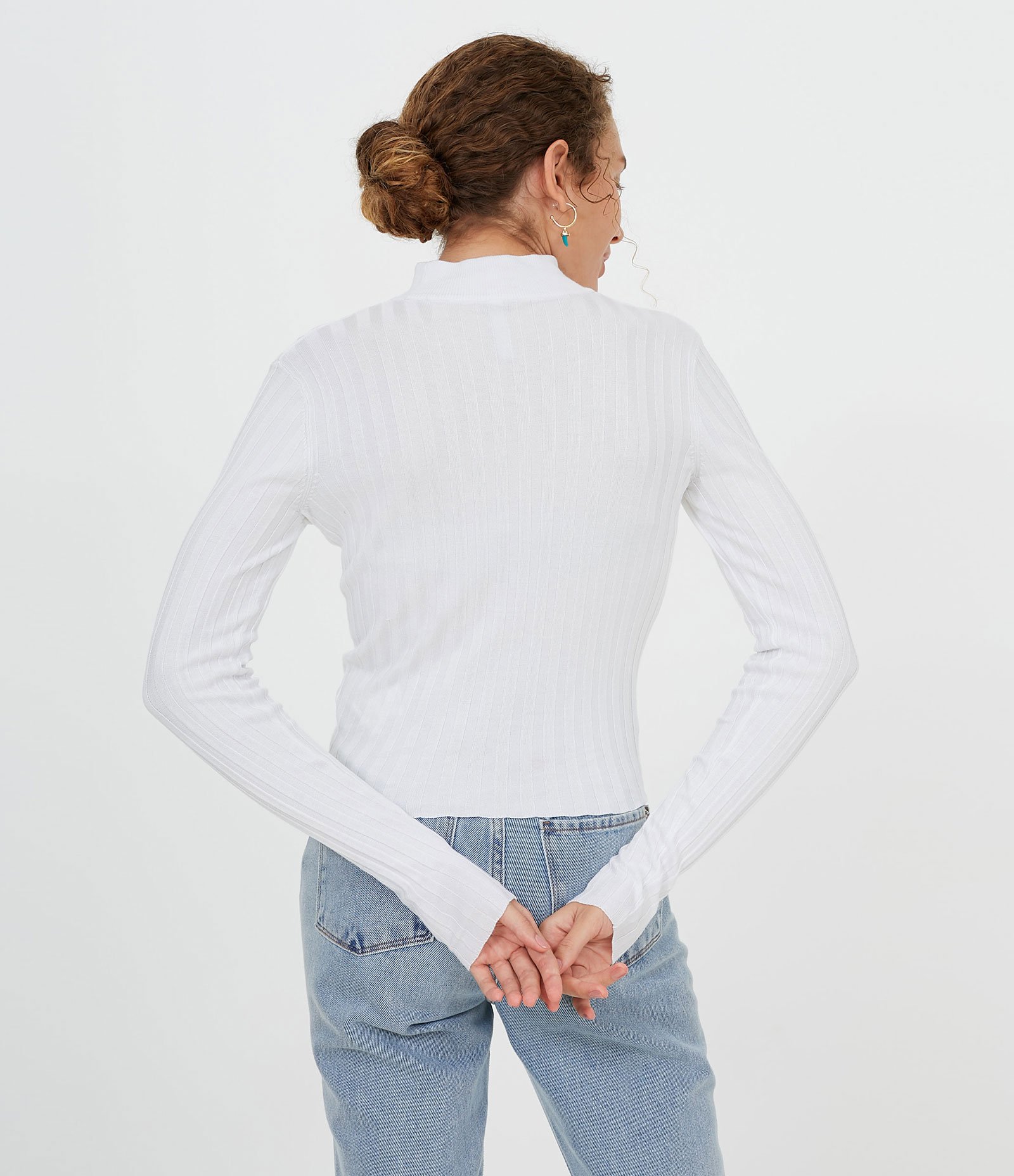 Blusa em Tricô Canelado com Gola Alta e Manga Longa 2