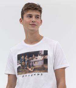 Camiseta Estampa Friends Casa da Praia 