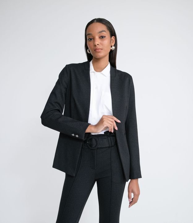Blazer Texturizado em Ponto Roma com Bolsos Embutidos