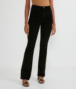 Calça Bootcut em Veludo com Cintura Alta