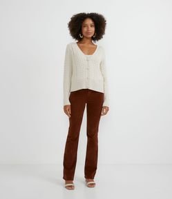 Calça Bootcut em Veludo com Cintura Alta