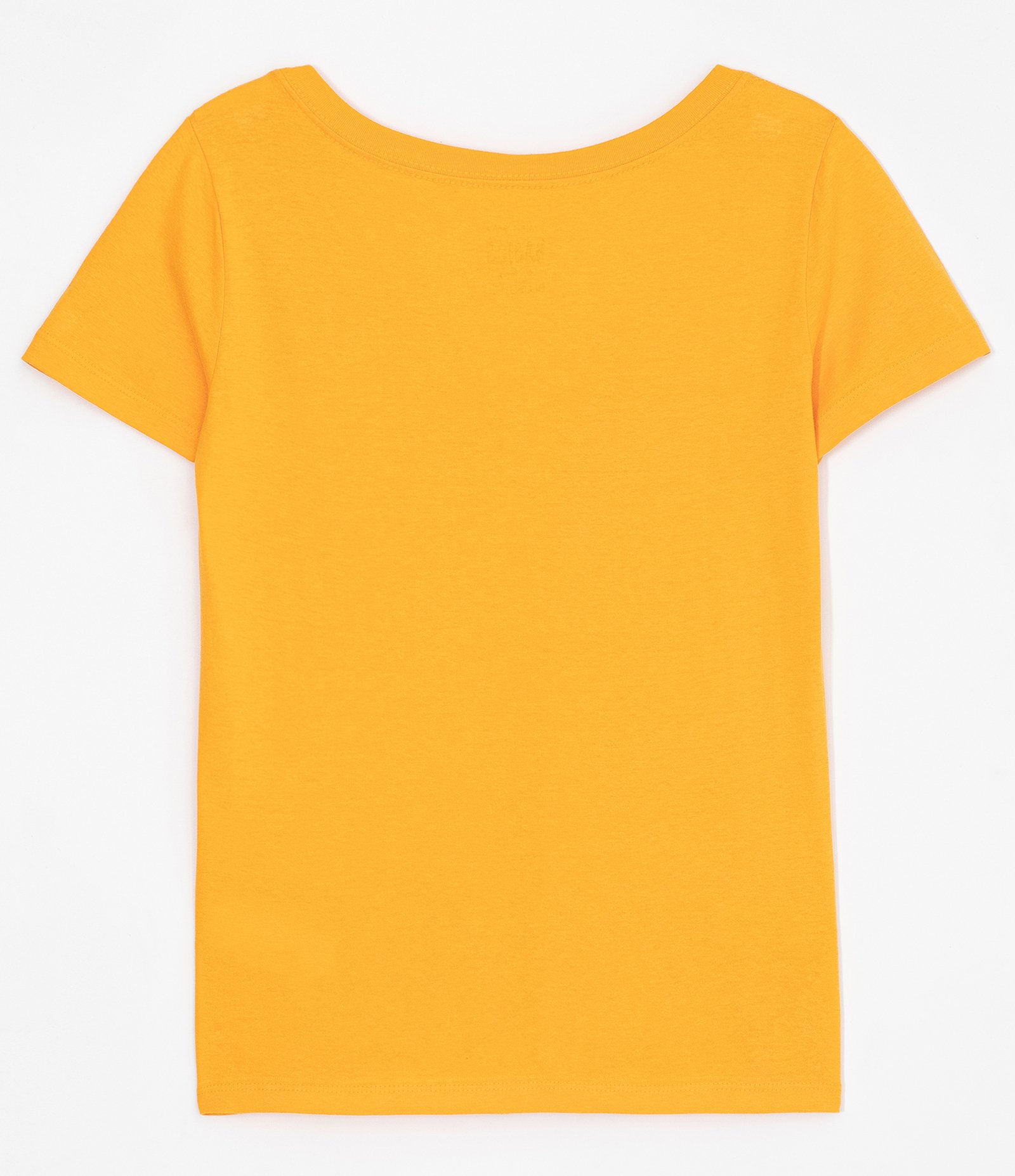 Camiseta em Algodão com Gola V e Manga Curta 5