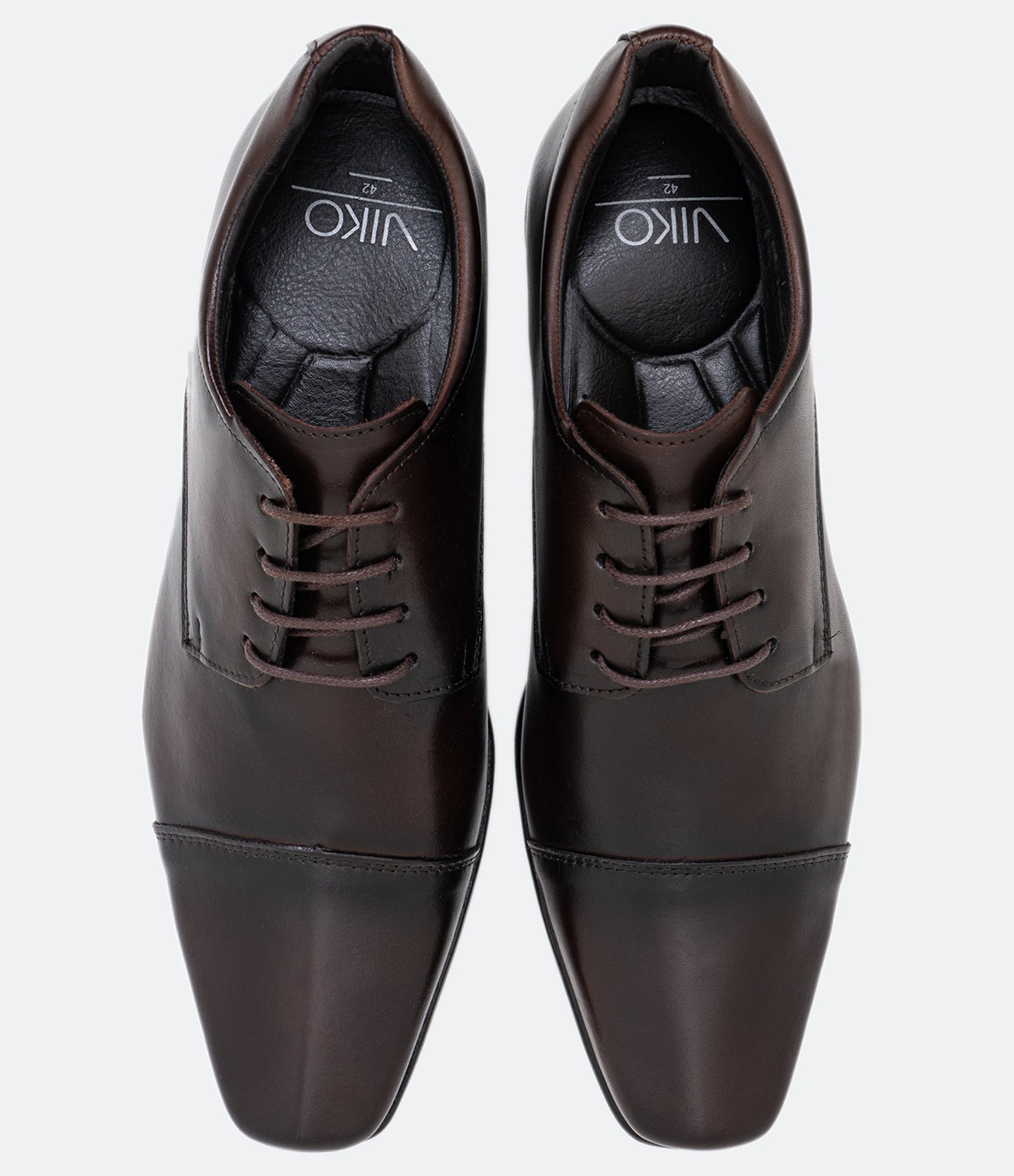 Sapato Tradicional em Couro com Recortes e Costuras Escurecidas Marrom 4