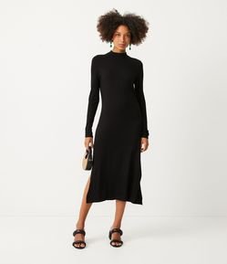 Vestido Midi em Viscose Canelada com Gola Alta