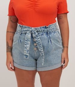 Short Mom Jeans Liso com Cinto Faixa Curve & Plus Size