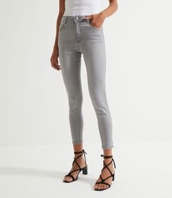 Calça Jeans Skinny Lisa