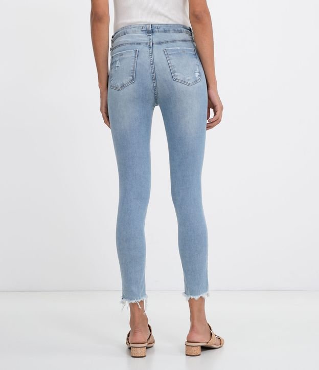 Pantalón Skinny con Gastados y Terminación Deshilachada Azul 2