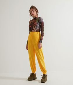 Calça Lisa com Elástico na Barra