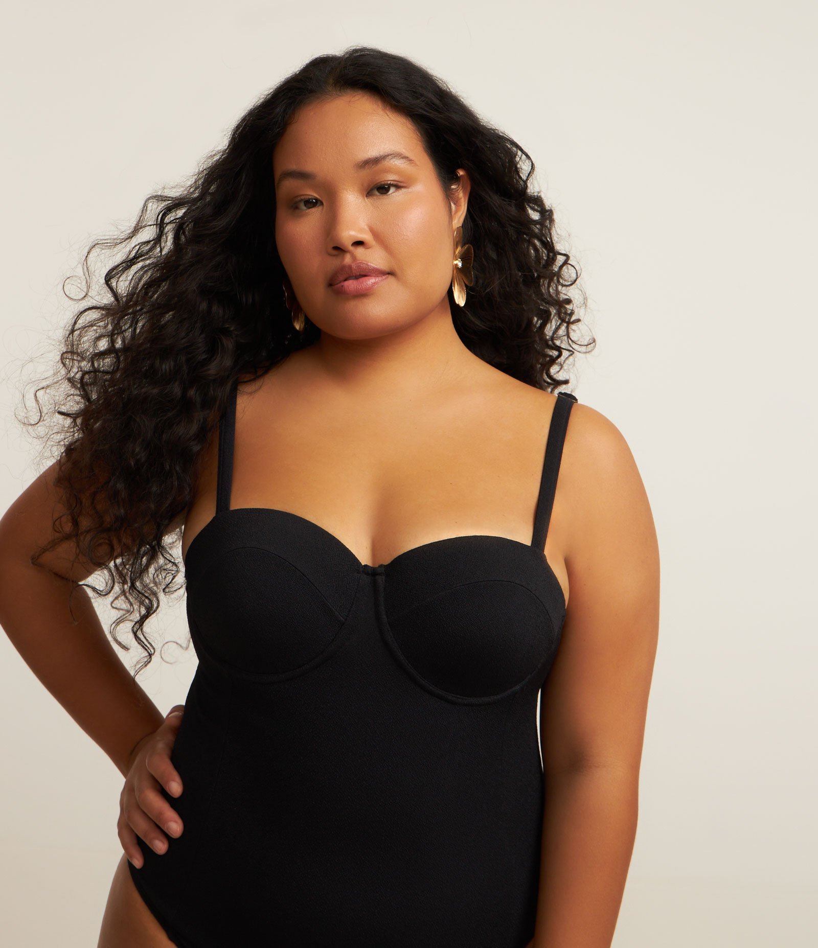 Maiô Meia Taça em Poliamida com Bojo Curve & Plus Size Preto 3