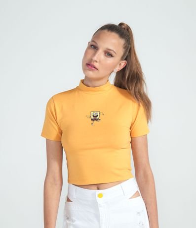 Blusa Cropped Manga Curta Gola Alta com Bordado Bob Esponja Menor preço em Blusa Cropped Manga Curta Gola Alta com Bordado Bob Esponja