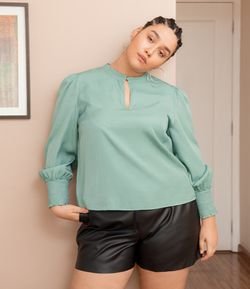 Blusa Lisa com Punhos de Lastex Curve & Plus Size