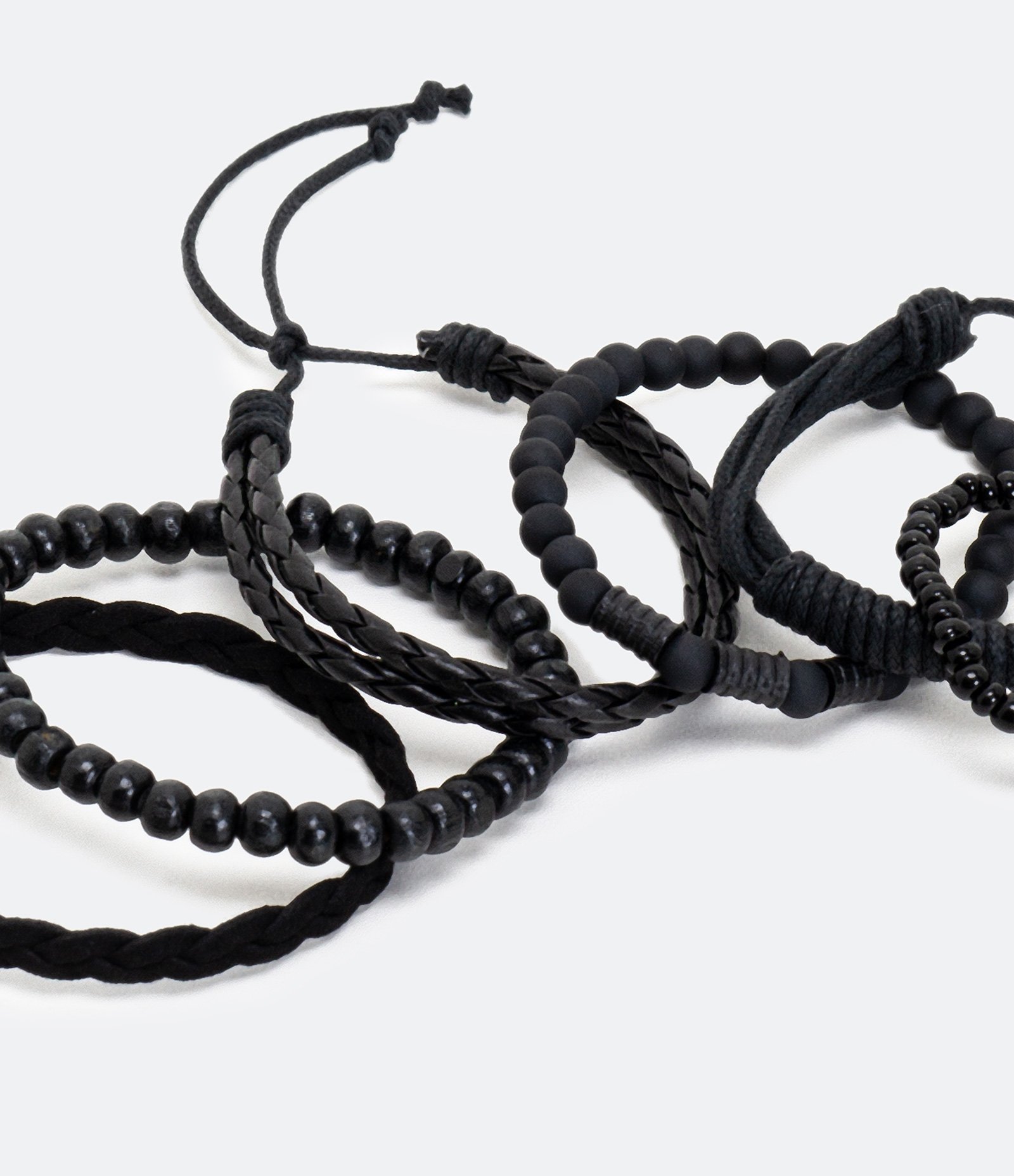 Kit 6 Pulseiras Masculinas Trançadas e com Bolinhas Preto 1