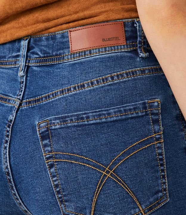 Short Recto Jeans sin Estampado con Gastados y Barra doblada Azul 5