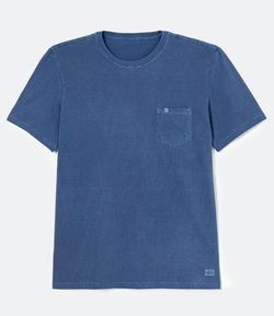 Camiseta Regular Fit Lavada com Bolso 