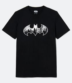 Camiseta Estampa Batman que Brilha no Escuro 