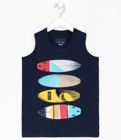 Camiseta Regata Infantil Estampa Pranchas de Surf - Tam 5 a 14 anos
