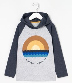 Camiseta Infantil com Capuz Estampa Winter Surfing - Tam 5 a 14 anos