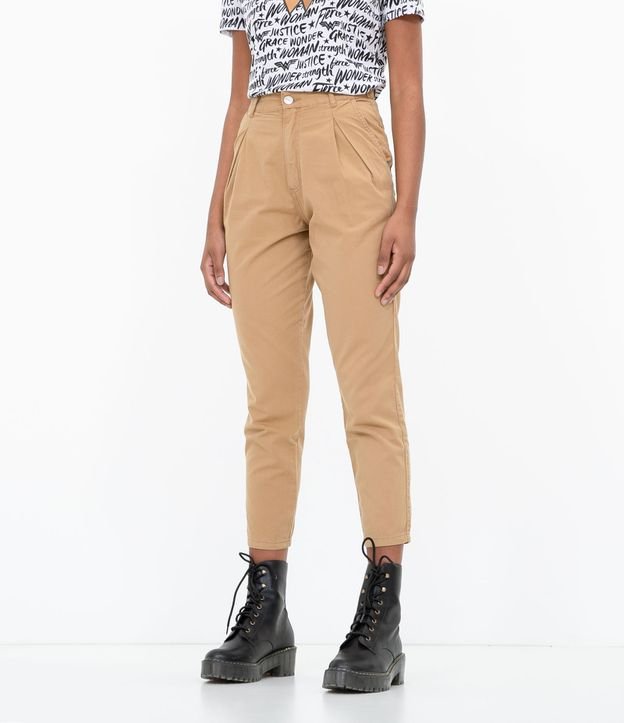 calça bege feminina renner