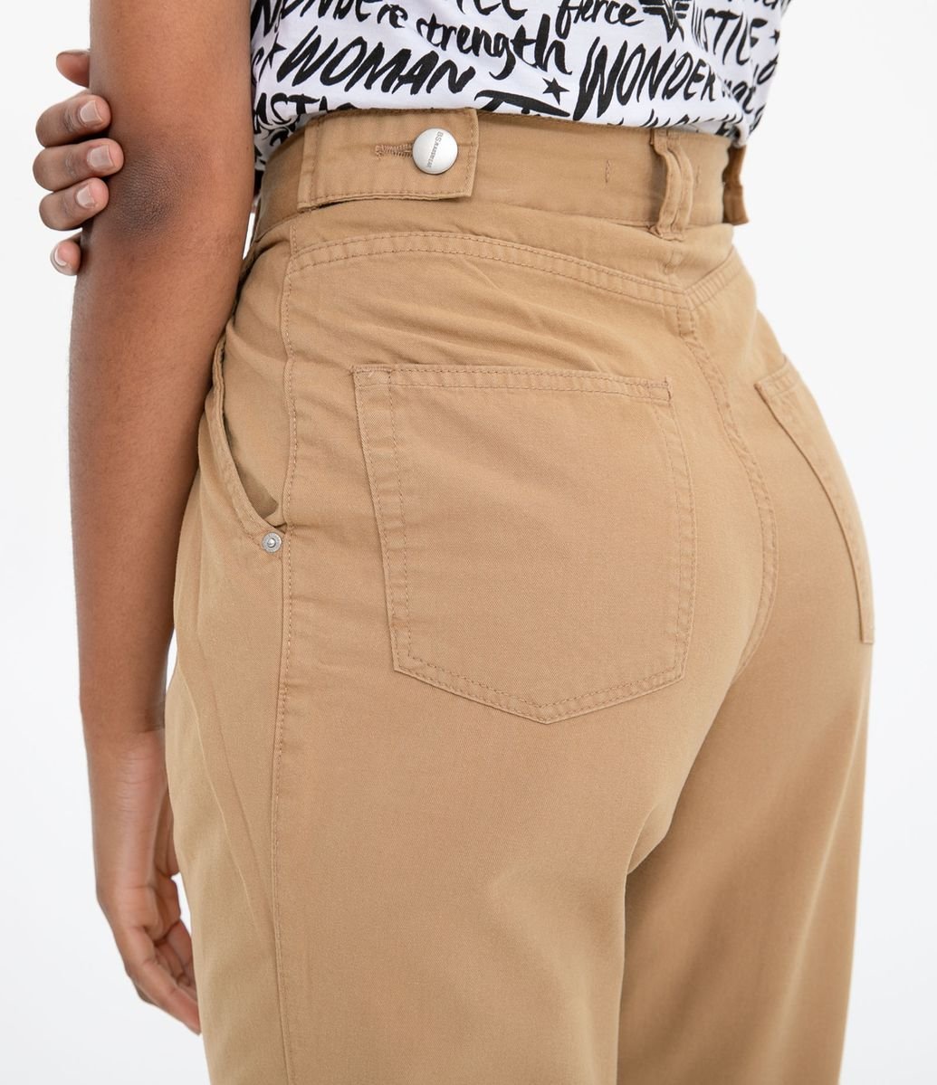 calça bege feminina renner