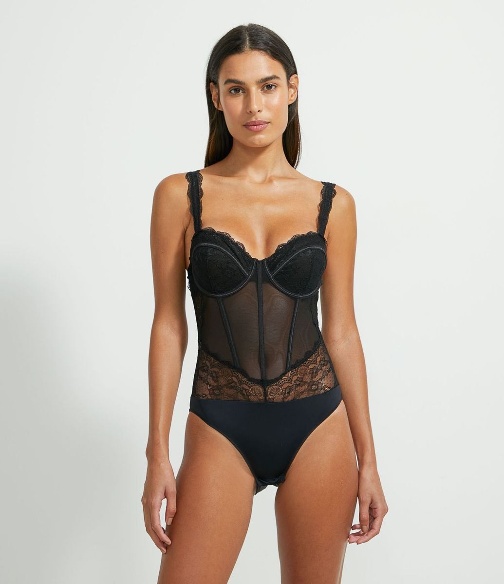 Body renda preto store renner