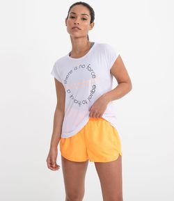 Camiseta Esportiva com Estampa Empowered Woman