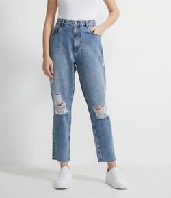 Calça Mom Jeans Lisa com Rasgos e Puídos