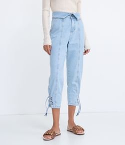 Calça Slouchy Jeans Lisa com Cós Diferenciado e Amarração na Perna