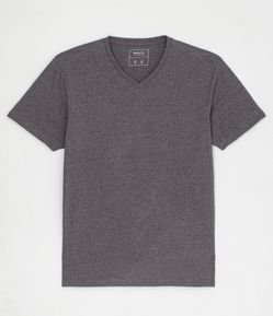 Camiseta Regular Básica em Algodão com Gola V