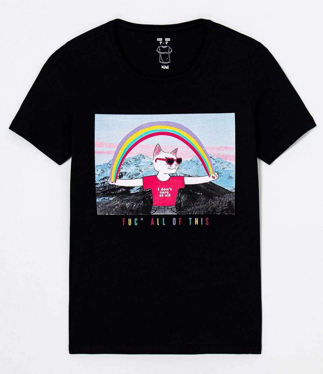 Blusa Manga Curta Estampa Gatinha e Arco-Íris é boa?