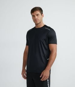 Camiseta Esportiva Manga Curta com Estampa de Linhas Orgânicas e Detalhes Refletivos