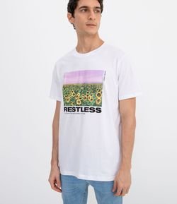 Camiseta com Estampa Restless