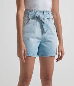 Short Clochard Jeans Liso com Pregas e Cinto Faixa