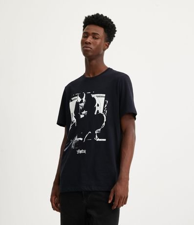 Camiseta Regular em Meia Malha com Estampa Venom Brilha no Escuro Menor preço em Camiseta Regular em Meia Malha com Estampa Venom Brilha no Escuro