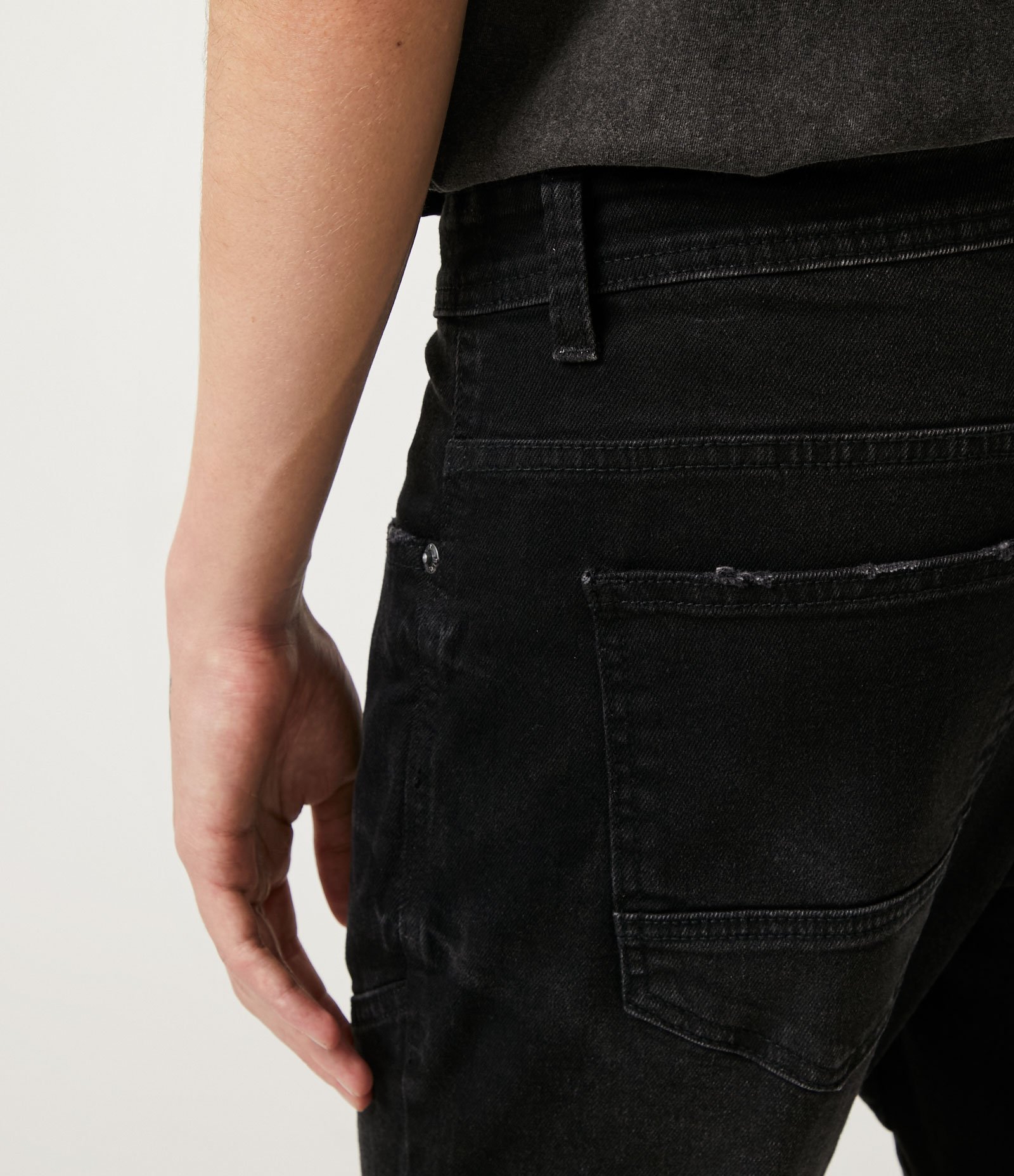 Calça Jeans Skinny Biker com Ziper Preto 5
