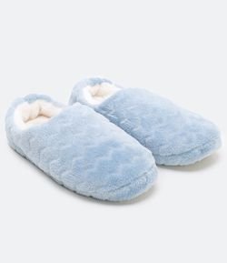 Pantufa Fechada com Textura em V