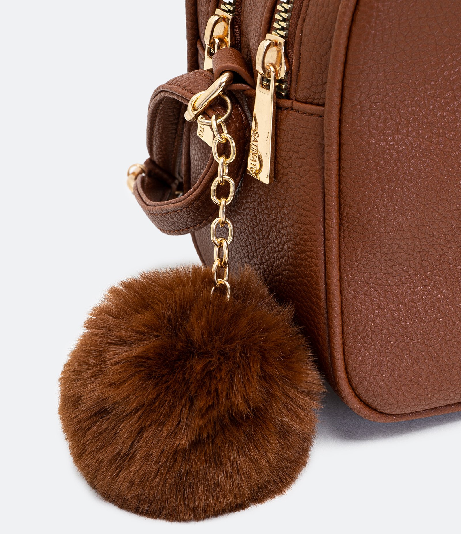 Bolsa Transversal Floater com Pompom 3