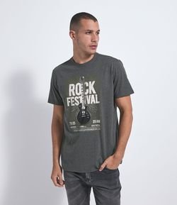 Camiseta com Estampa Rock