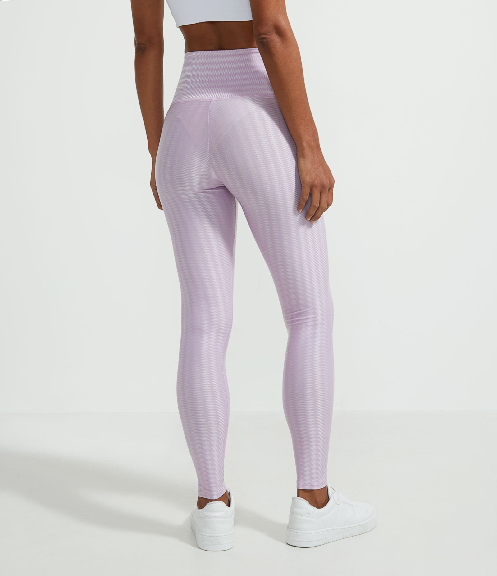 Calça Legging Esportiva em Poliamida Texturizada com Brilho e Cós Alto 2