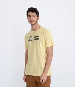 Camiseta Manga Curta em Algodão Lettering "We are Nature"