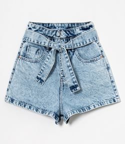 Short Mom Jeans Liso com Flip e Botão Revestido 